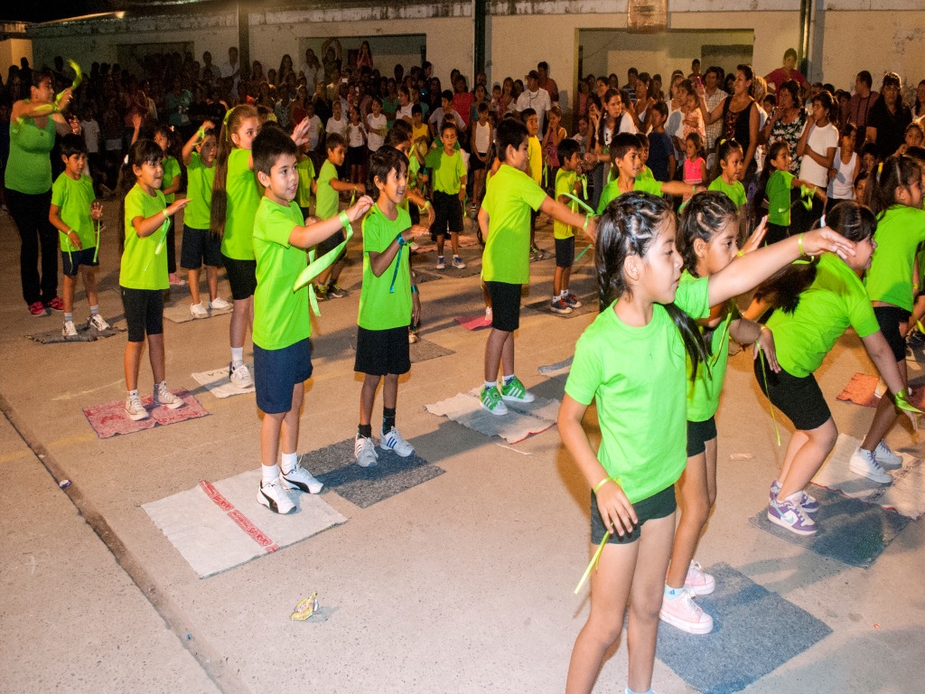 Colorina muestra anual en la escuela de San Ramón