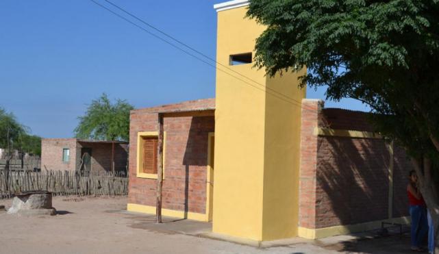 Construyen viviendas para más familias de la zona de Antajé