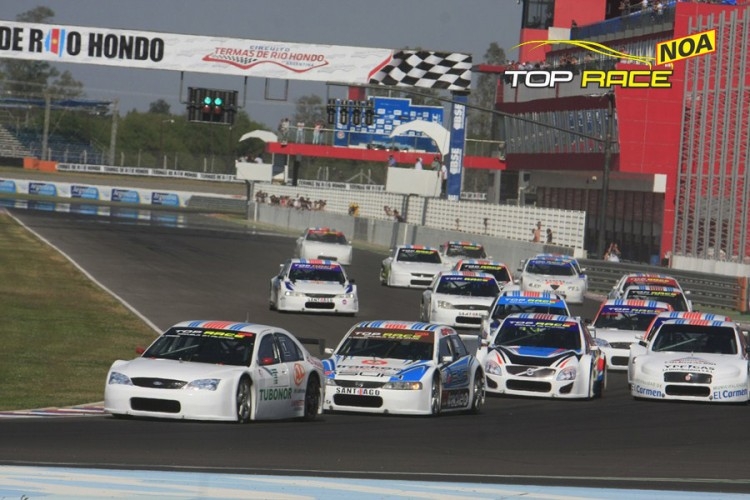 El Autódromo Termas recibe al Car Show santafesino y al Top Race NOA