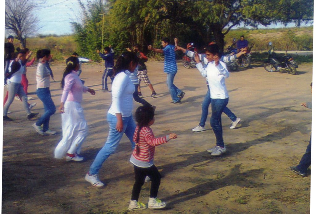 Fomentan las danzas nativas en la comunidad de El Aibe