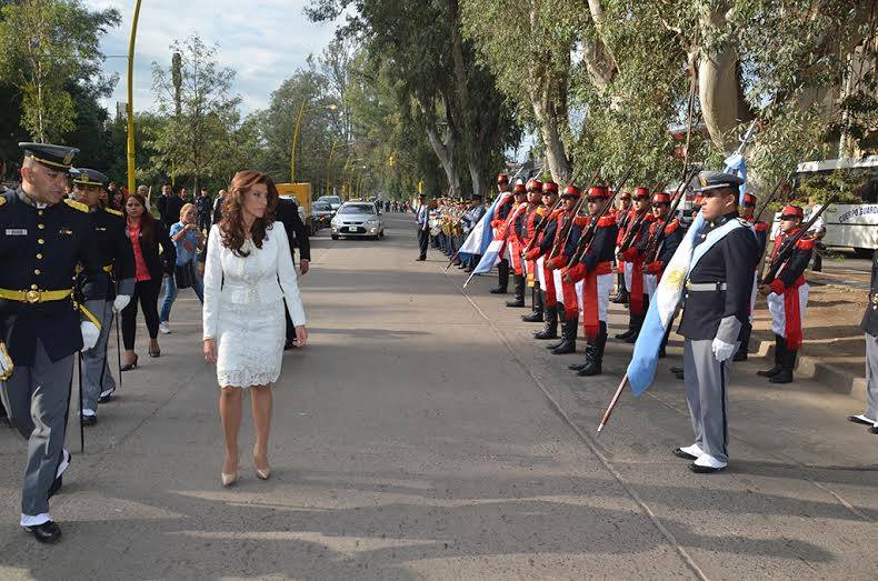 Conmemoraron con un acto oficial el 195° aniversario de la Autonomía Provincial