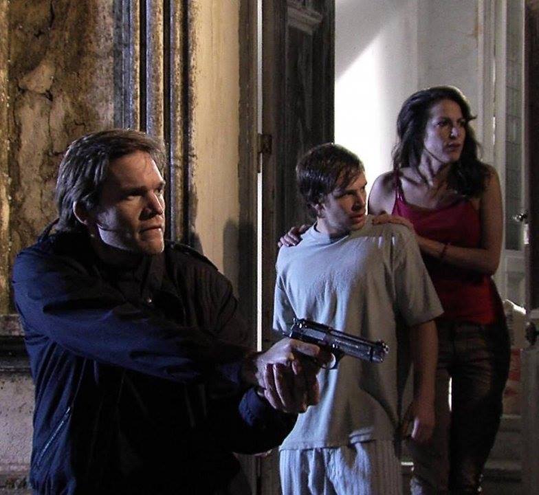 Juan Gil Navarro desembarca en el Cine Renzi con un atrapante thriller