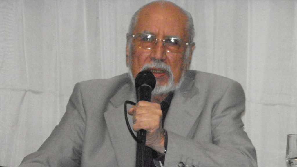 Otorgaron la distinción “Doctor Honoris Causa” al escritor santiagueño Alfonso Nassif