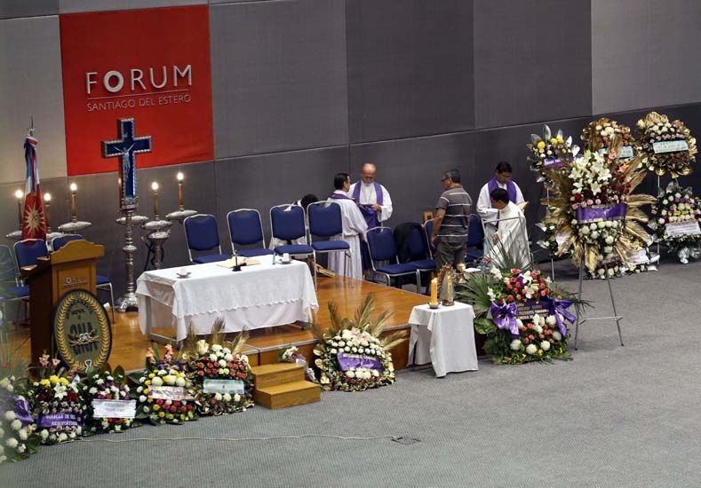 El Fórum es escenario de profundas muestras de dolor en el último adiós a los gendarmes