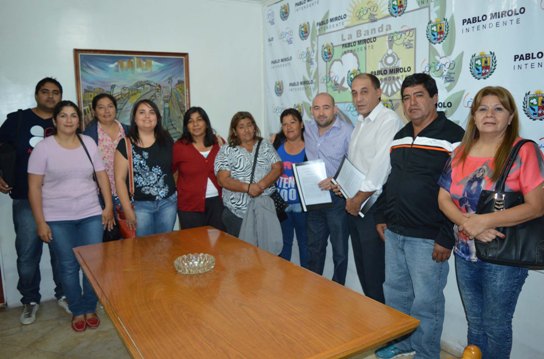 Mirolo renovó el convenio de habilitación para la feria de agricultores