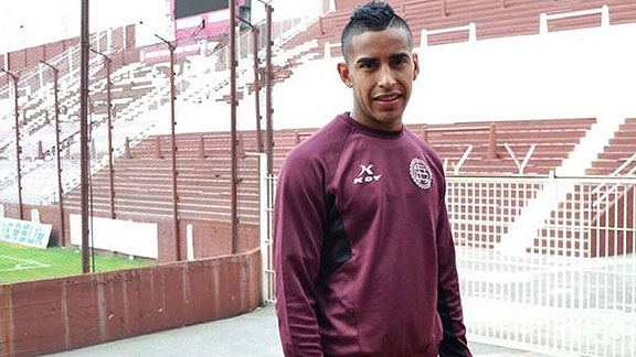 El bandeño José Luís Gómez suena como reemplazante de Peruzzi en Boca