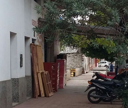 Refuerzan trabajos para evitar la obstrucción de la vía pública
