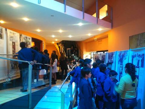 Más de dos mil estudiantes pasaron por la muestra itinerante de Ana Frank