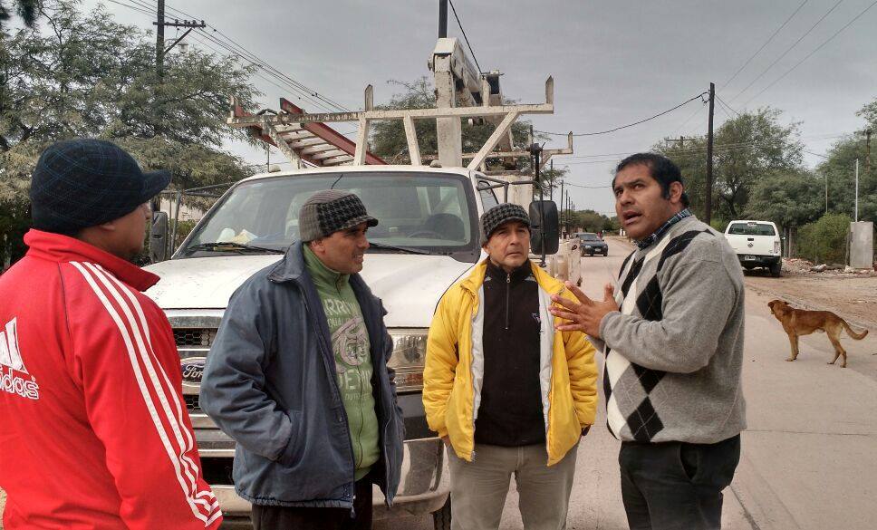 Iniciaron los trabajos de reconversión lumínica en Bandera Bajada