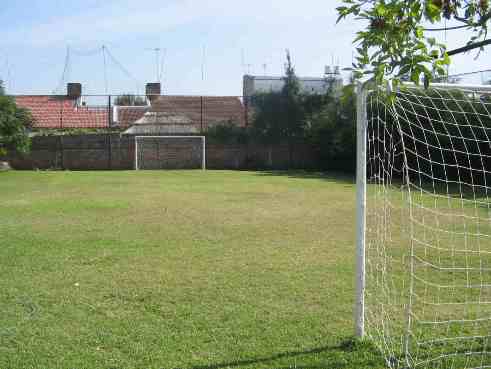 Calidad de Vida realiza inspecciones de canchas de fútbol de alquiler