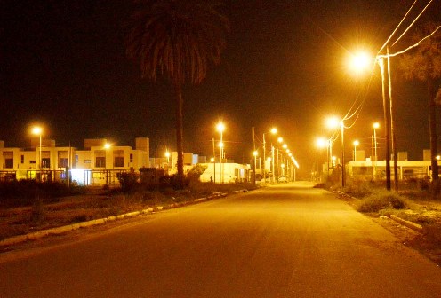 La comuna amplió el servicio de alumbrado público en el barrio Procrear