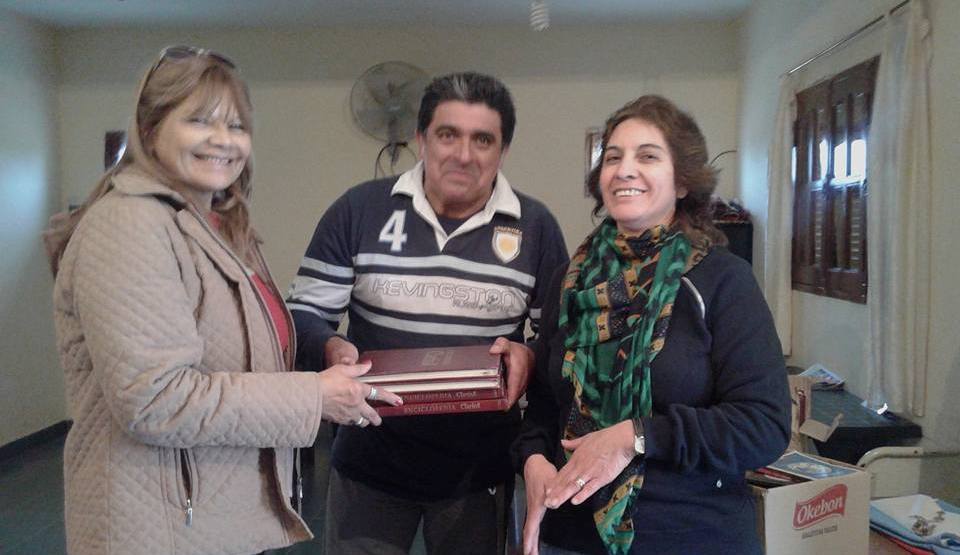 La biblioteca de Villa Figueroa continúa recibiendo libros desde todo el país
