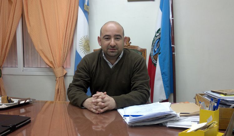 El municipio bandeño otorgará una suma extra a trabajadores contratados y con planes