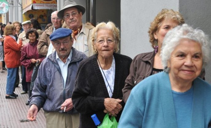 Las personas mayores podrán acceder hasta septiembre a la “Asignación por Vejez”