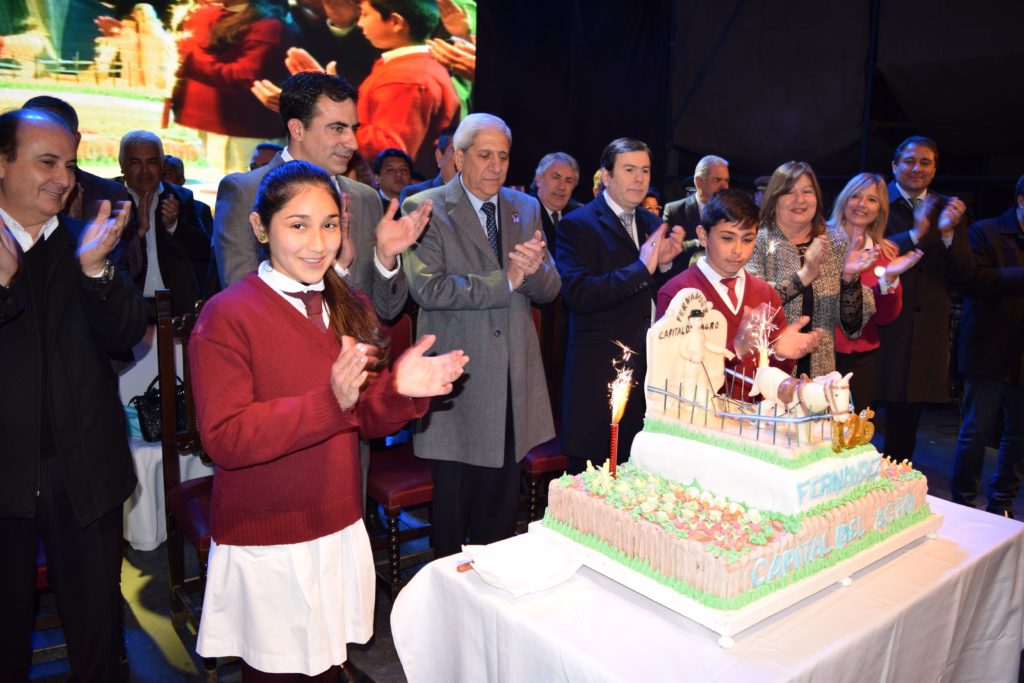 La ciudad de Fernández celebró sus 126 años con inauguración de obras
