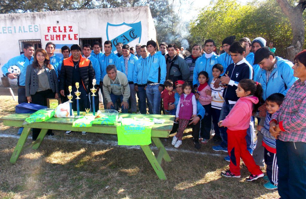 El Club Colegiales del paraje La Ribera celebró sus 47 años