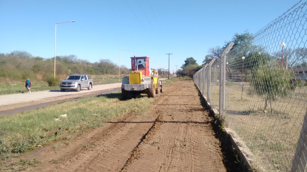 Avanzan las tareas de limpieza en los barrios de la ciudad