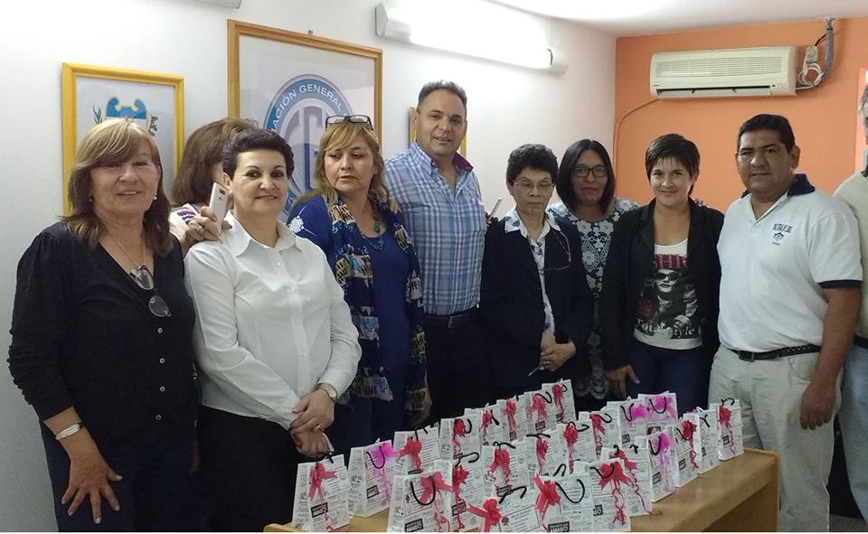 Empleadas del Ipvu fueron homenajeadas en el “Día de la Madre”