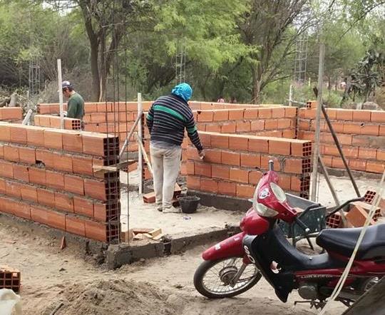 Concretan una nueva etapa del plan de erradicación de ranchos en La Dársena