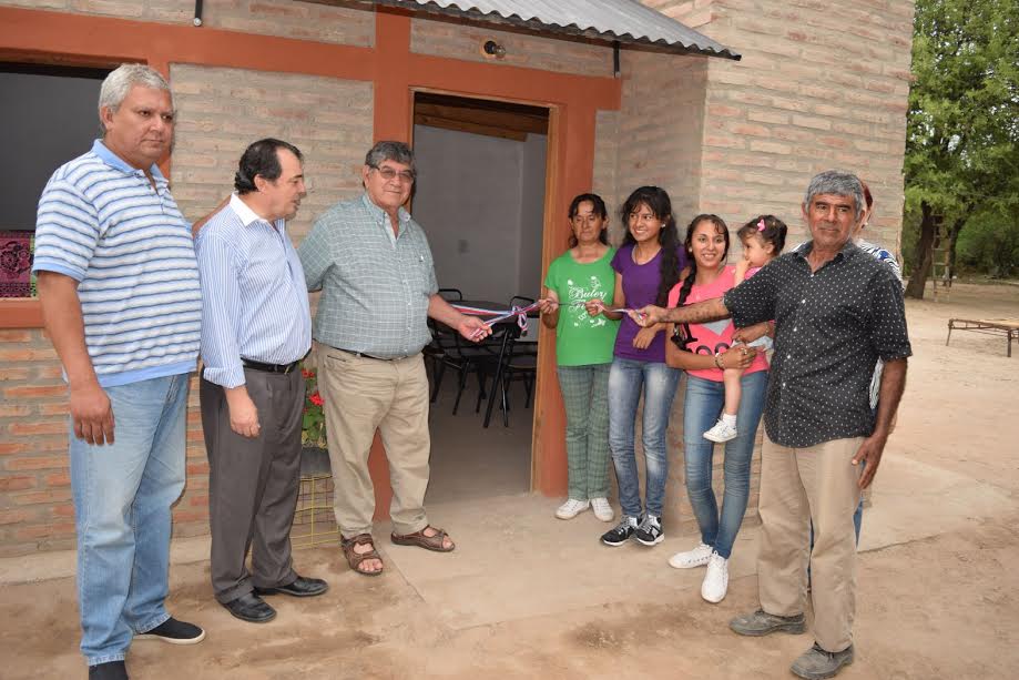 Se inauguraron viviendas sociales en Villa Jiménez y en Los Morales