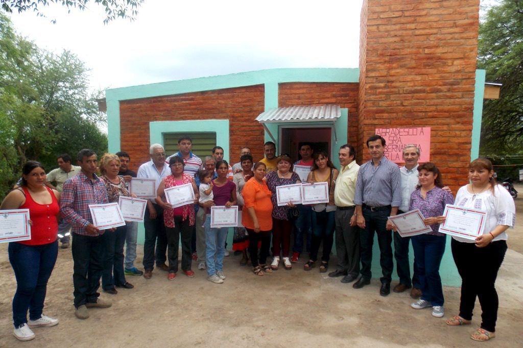 Entregan viviendas sociales en parajes de San Ramón