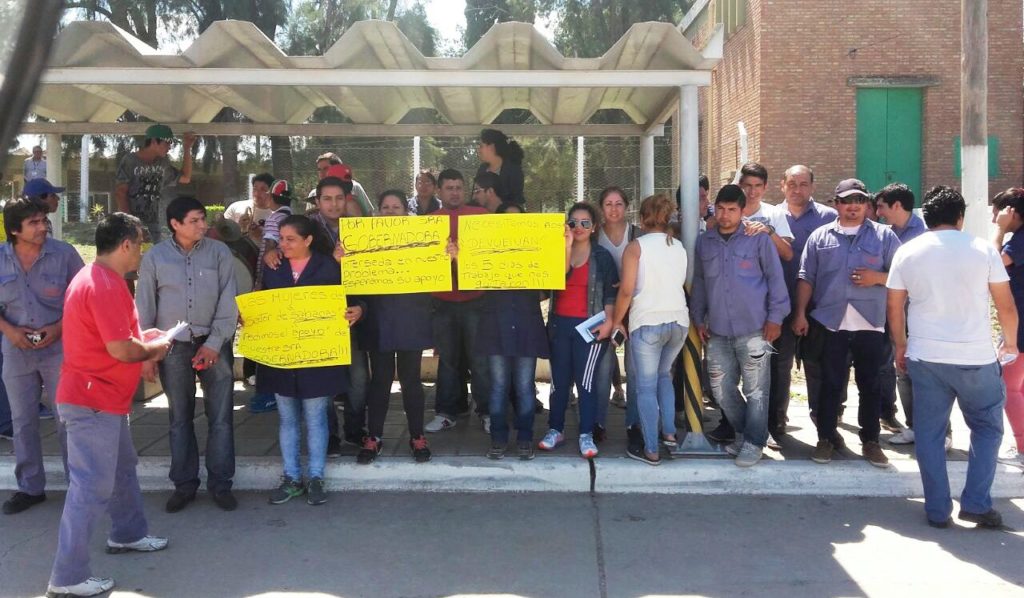 Coteminas: por ingreso indiscriminado de importaciones, despiden a 70 trabajadores