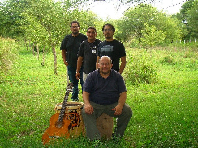 Salitral estrenó el videoclip de “Madre, sol y miel”