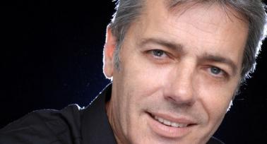 La Salamanca suma la voz romántica de Silvestre para cuarta noche