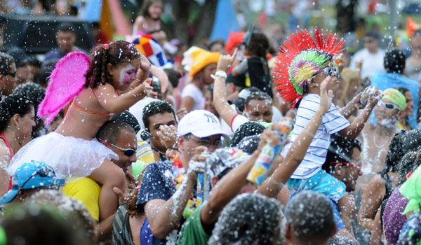 Los jóvenes de La Dársena quieren recuperar el Carnaval de La Familia