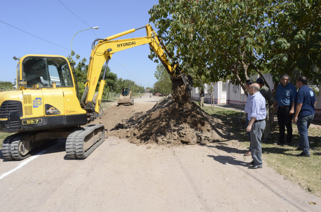 Se puso en marcha la ampliación de la red cloacal que beneficiará a los barrios de la zona norte de La Banda