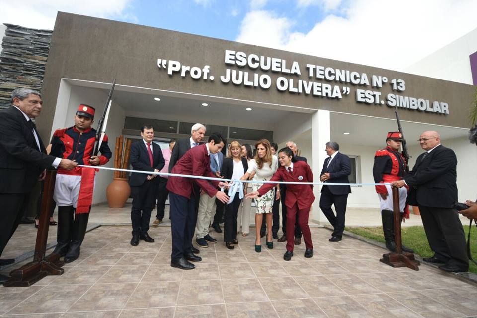 Zamora abrió el ciclo lectivo y agradeció a los docentes mantener las aulas abiertas