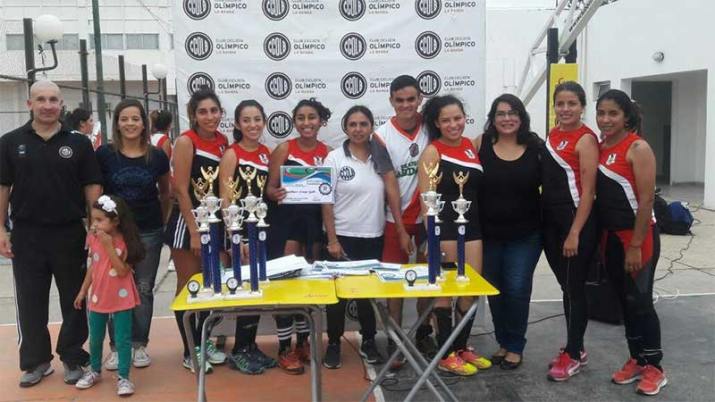 La Liga de Hockey Social gana terreno en jóvenes de toda la provincia