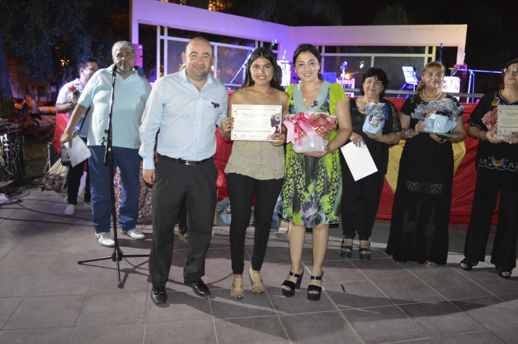 El municipio bandeño rindió homenaje a las mujeres en su día