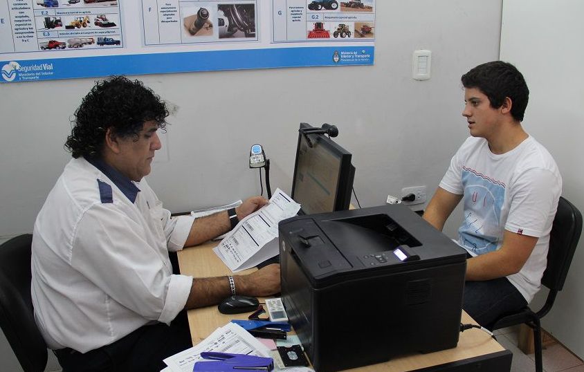 Extenderán la vigencia de las licencias de conducir hasta cinco años