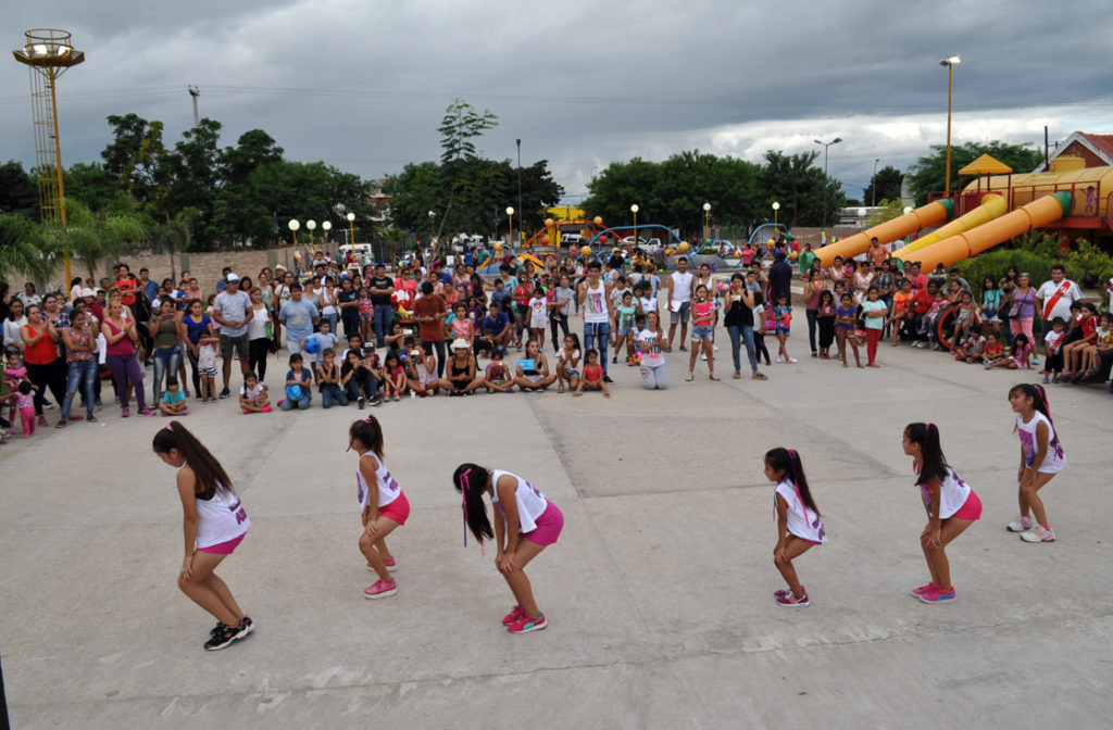 Se realizó el primer Patio Cultural Juvenil en la Plaza de los Niños ante gran cantidad de público