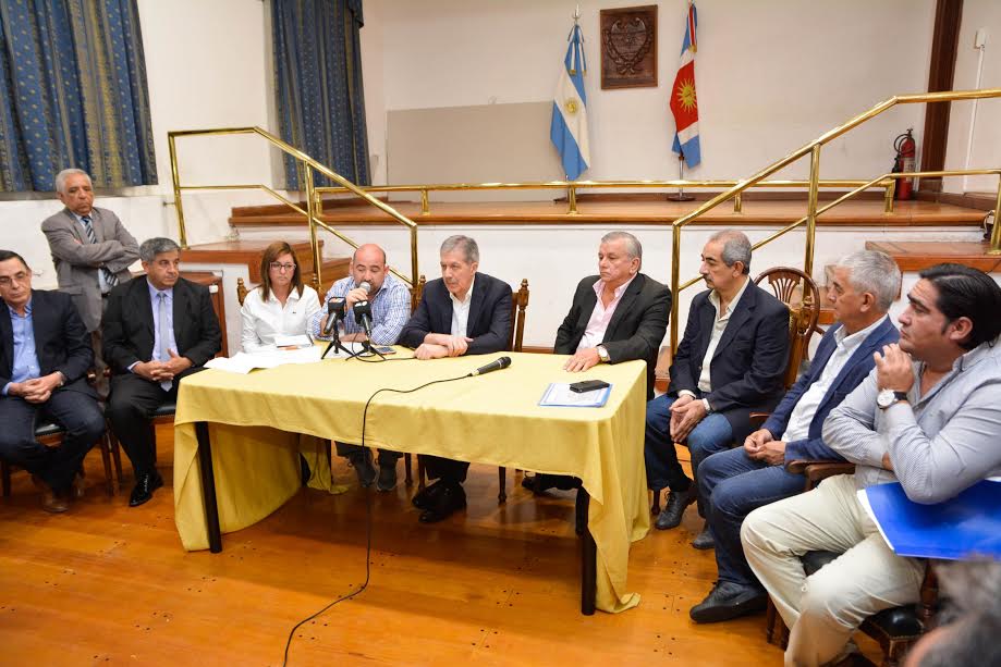 El comité de emergencia provincial realizó un informe de la asistencia por la crecida del Dulce