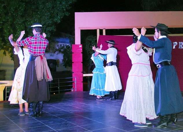 El lunes 18 dará inicio un nuevo taller de danzas folclóricas