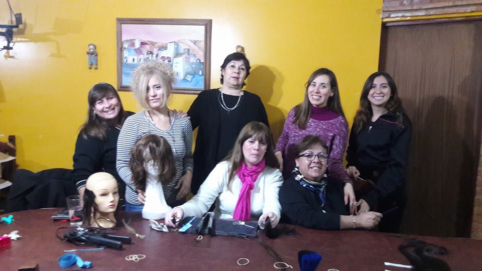 Más de 400 personas donaron cabello para confeccionar pelucas oncológicas solidarias