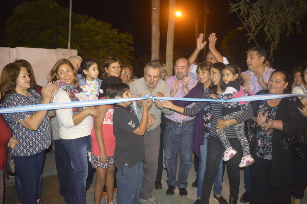 Mirolo junto a vecinos inauguraron la Plazoleta “Belisario Álvarez” Mirolo junto a vecinos inauguraron la Plazoleta “Belisario Álvarez”