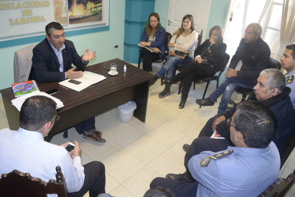 La comuna supervisará el correcto uso de espacios públicos en la presentación de camperas