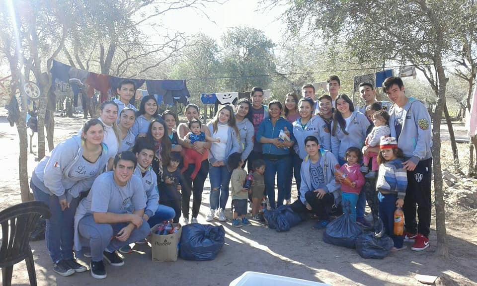Gesto altruista de jóvenes estudiantes de Las Termas de Río Hondo