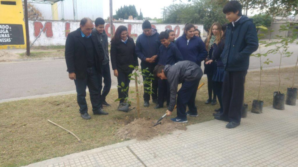 Celebran el Día Mundial del Árbol plantando nuevas especies en la ciudad Celebran el Día Mundial del Árbol plantando nuevas especies en la ciudad