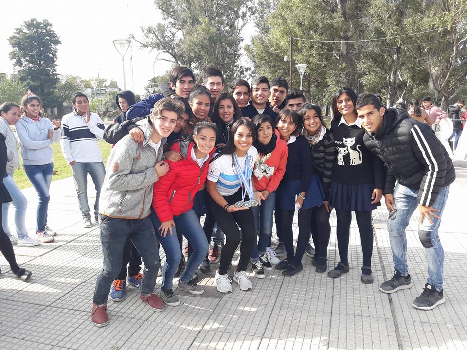 Beltrán recibió con orgullo a Natalia Vera tras  su gran participación en el Argentino de Pista