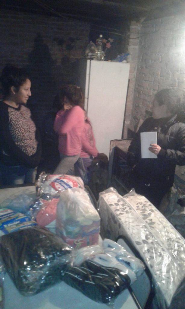 La Banda: Desarrollo Social asistió a cuatro hermanitos abandonados por su madre