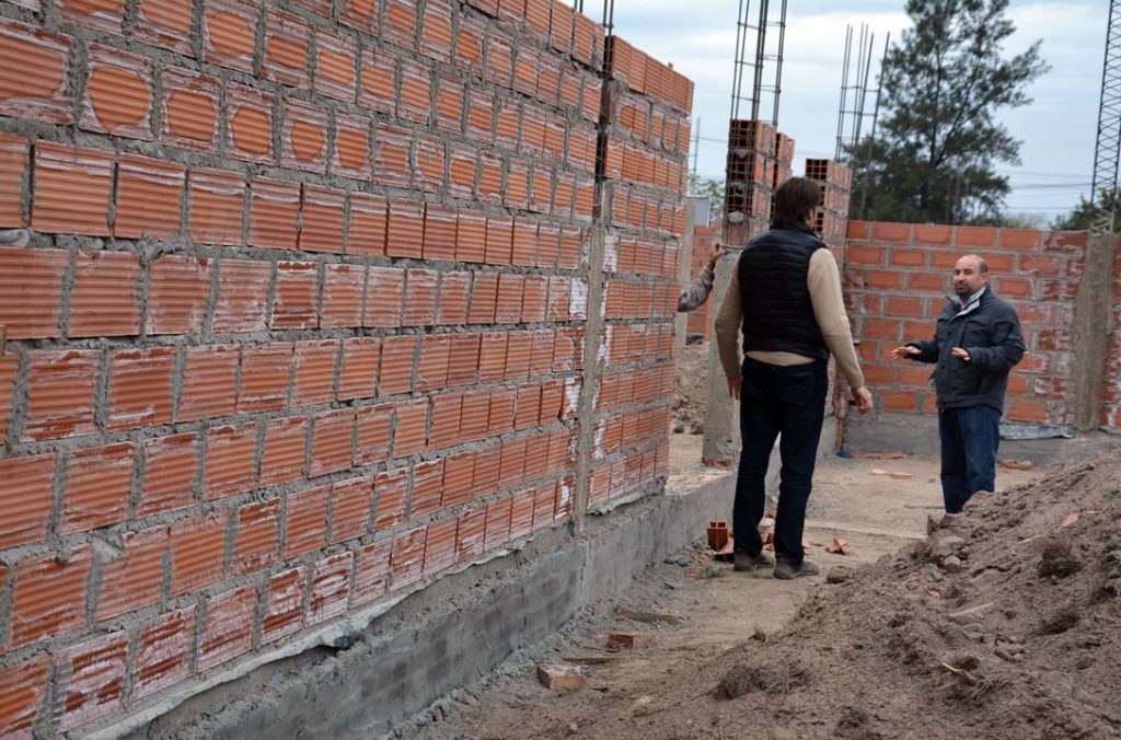  La construcción de la Primera Escuela Primaria Municipal avanza a pasos agigantados
