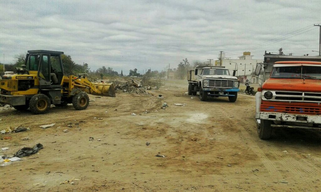 Intensifican trabajos para erradicar basurales en los barrios Intensifican trabajos para erradicar basurales en los barrios