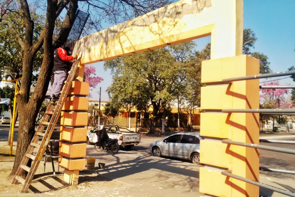 Realizan diversos trabajos de mejora en la plaza Belgrano Realizan diversos trabajos de mejora en la plaza Belgrano