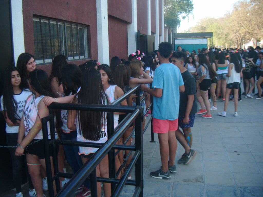Se impidió el ingreso de decenas de menores alcoholizados a la fiesta de los estudiantes Se impidió el ingreso de decenas de menores alcoholizados a la fiesta de los estudiantes