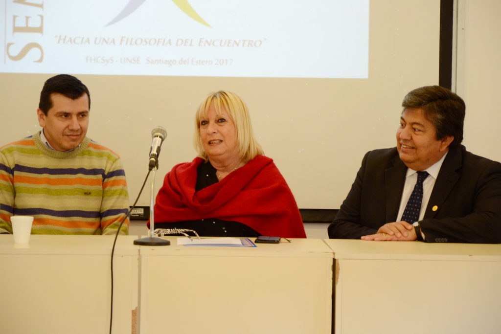 Estudiantes y docentes de Filosofía participan de un seminario en Humanidades Estudiantes y docentes de Filosofía participan de un seminario en Humanidades