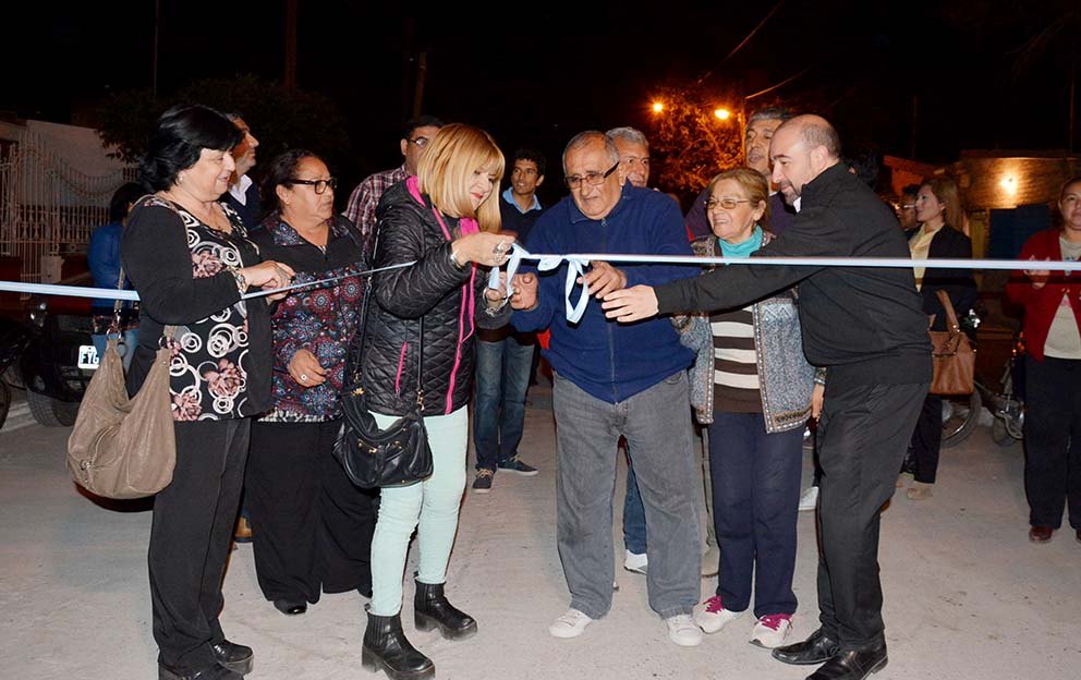 Mirolo dejó inaugurada las obras de pavimentación en la calle Salta de la ciudad